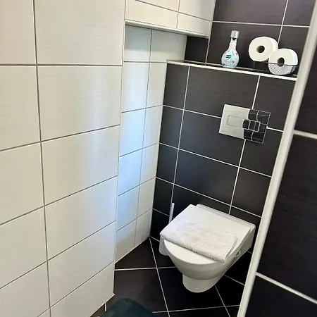 Lejlighed Cozy In With Balcony And Free Parking Celje